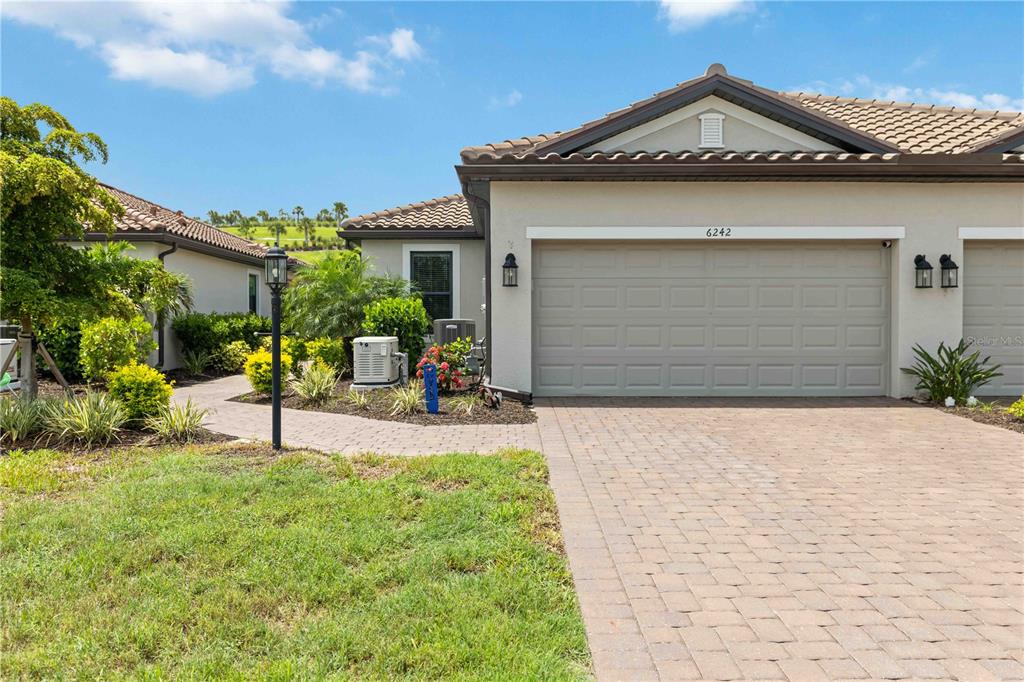 6242 GRANDVIEW HILL COURT