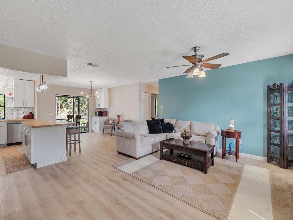 5717 BIRCH DRIVE, FORT PIERCE, FL — photo 4 of 41