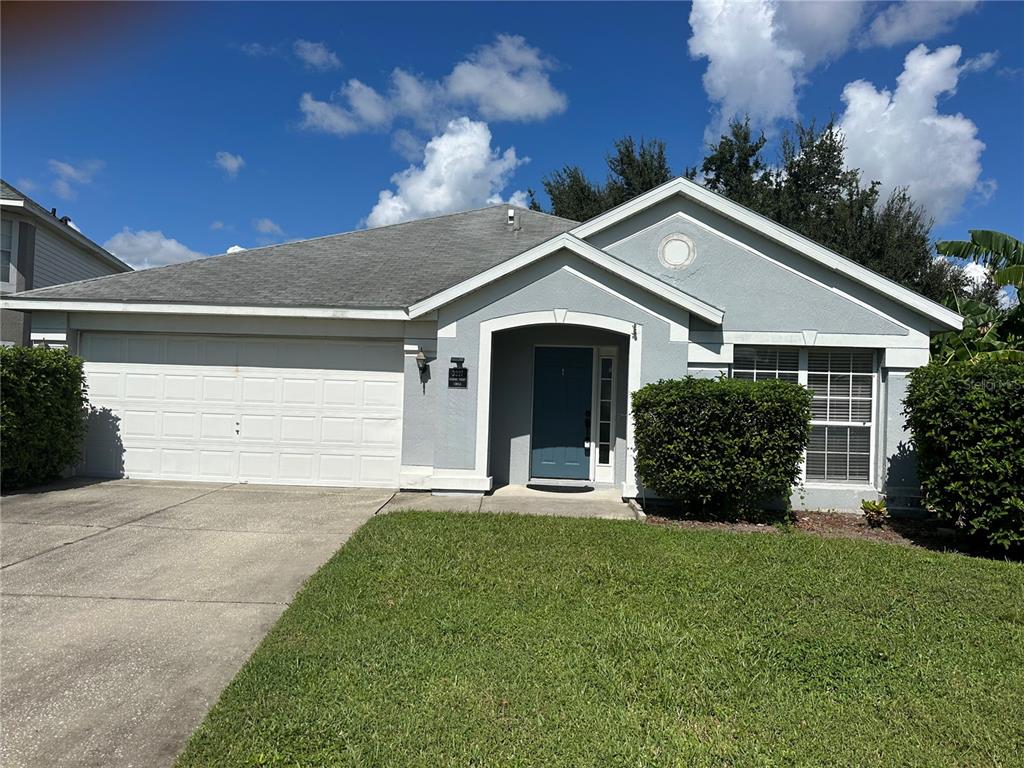 3227 HERONS POINT CIRCLE