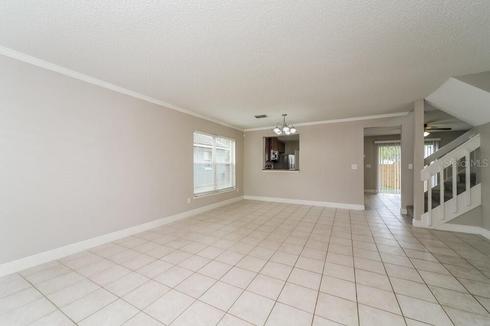 1060 MARTIN BOULEVARD, ORLANDO, FL — photo 5 of 17