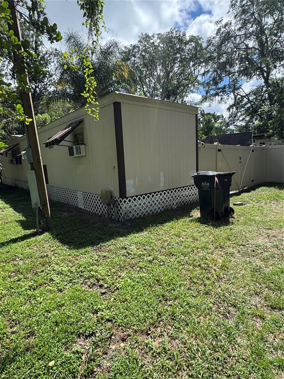 902 MONTANA AVENUE, LUTZ, FL — photo 3 of 30