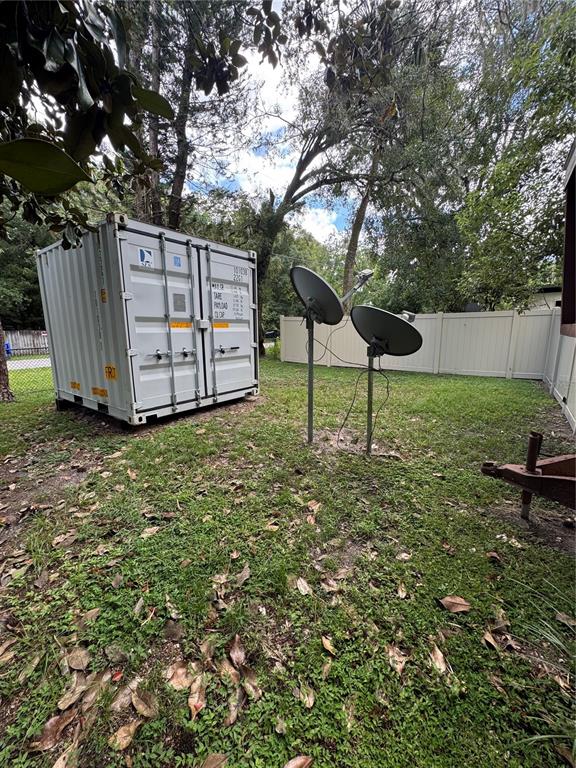 902 MONTANA AVENUE, LUTZ, FL — photo 5 of 30