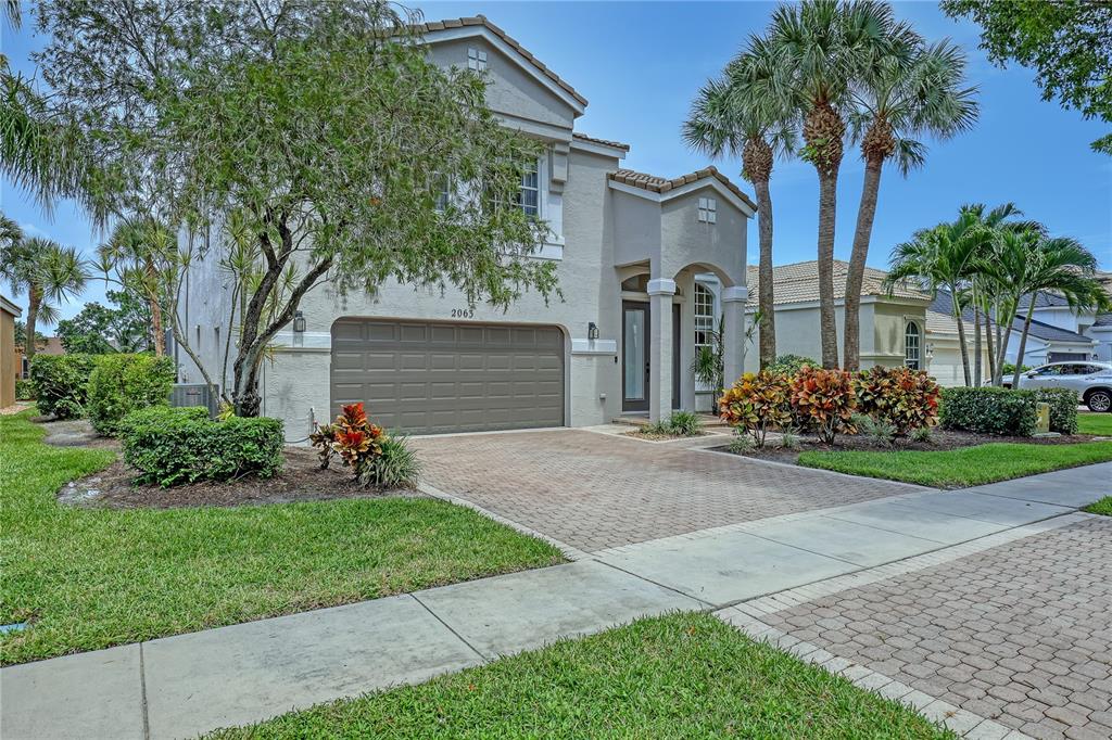 2063 RESTON CIRCLE, ROYAL PALM BEACH, FL — photo 2 of 30