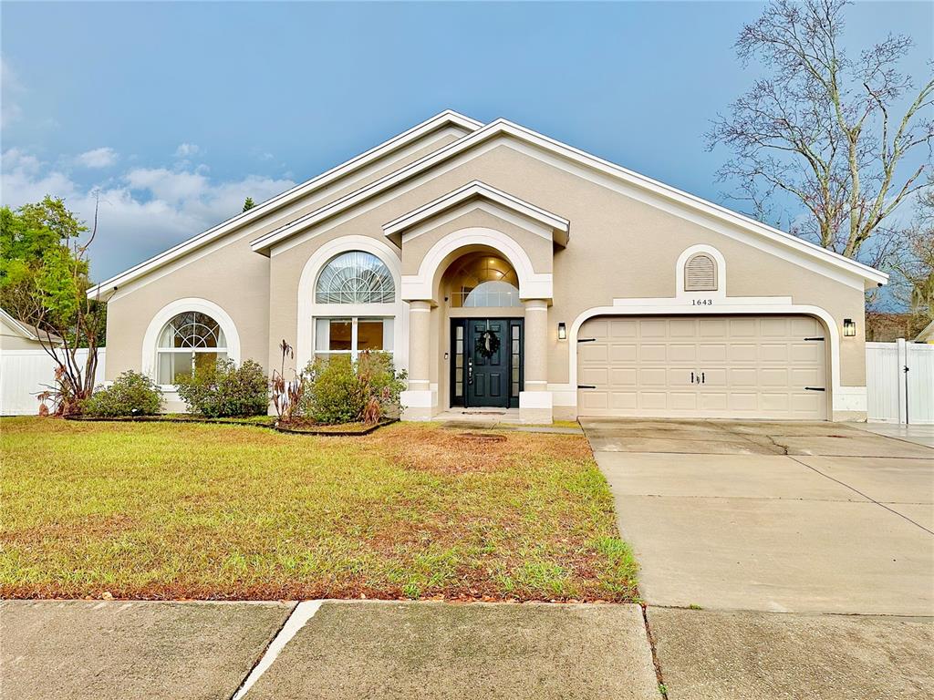 1643 SAND HOLLOW LANE