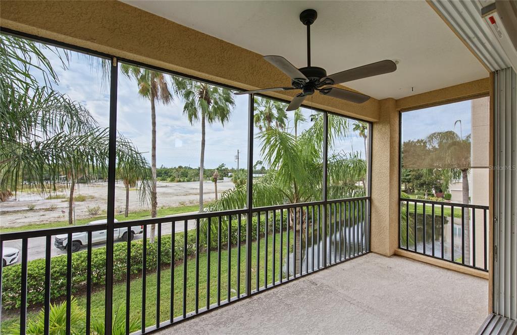 1146 VENETIAN HARBOR DRIVE NE, ST PETERSBURG, FL — photo 4 of 30
