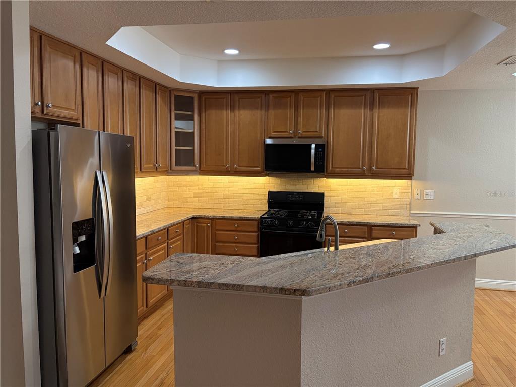 2855 BAYSHORE TRAILS DRIVE, TAMPA, FL — photo 2 of 19