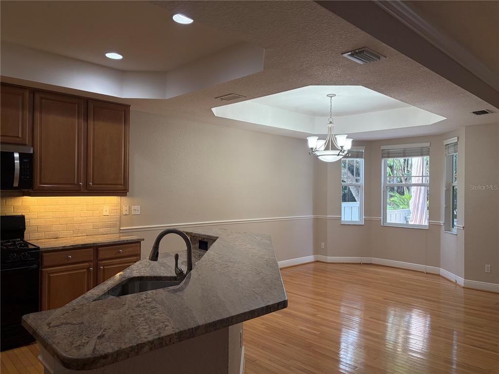 2855 BAYSHORE TRAILS DRIVE, TAMPA, FL — photo 3 of 19