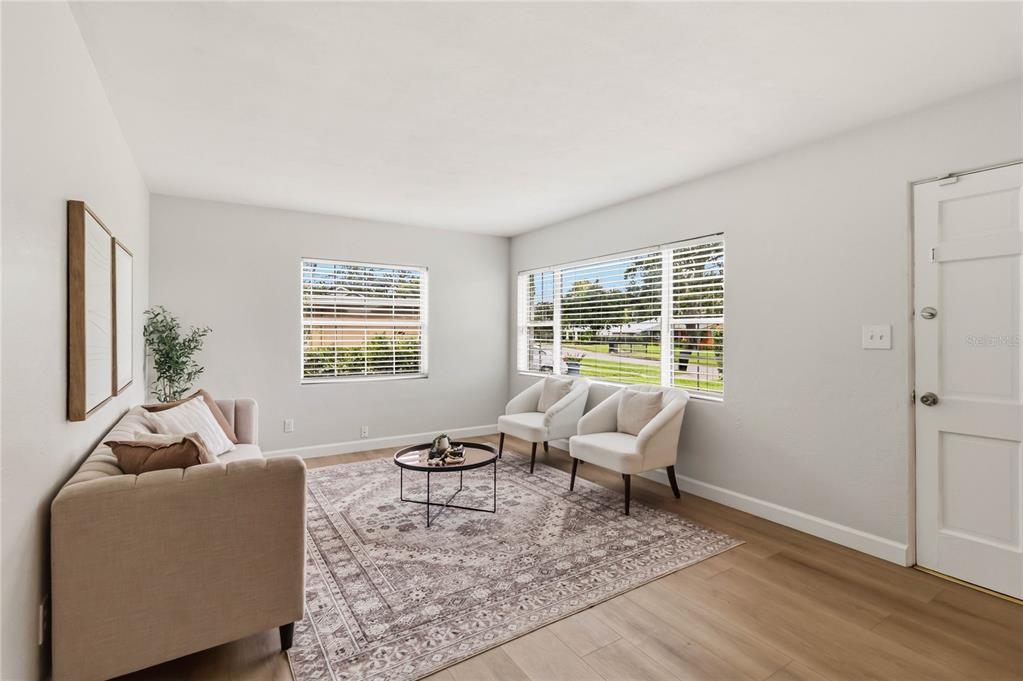 7040 LAKE DRIVE, ORLANDO, FL — photo 3 of 44