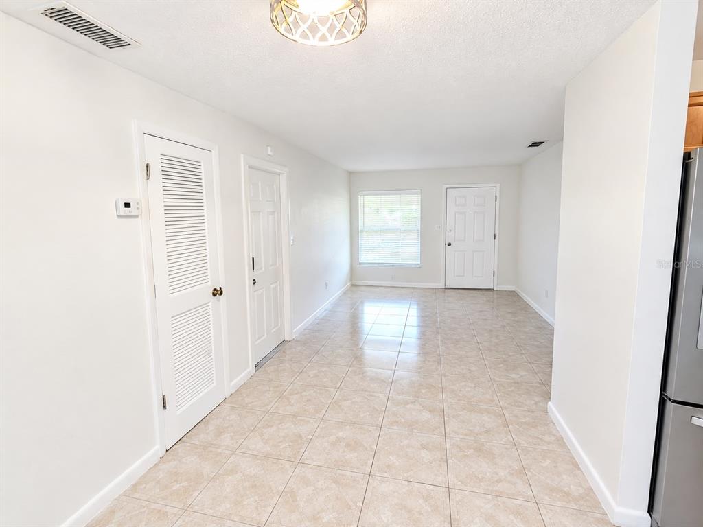 336 GREENS END STREET, ORLANDO, FL — photo 3 of 17