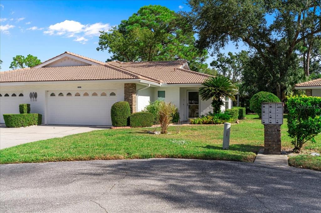 5621 GARDEN LAKES DRIVE UNIT 1