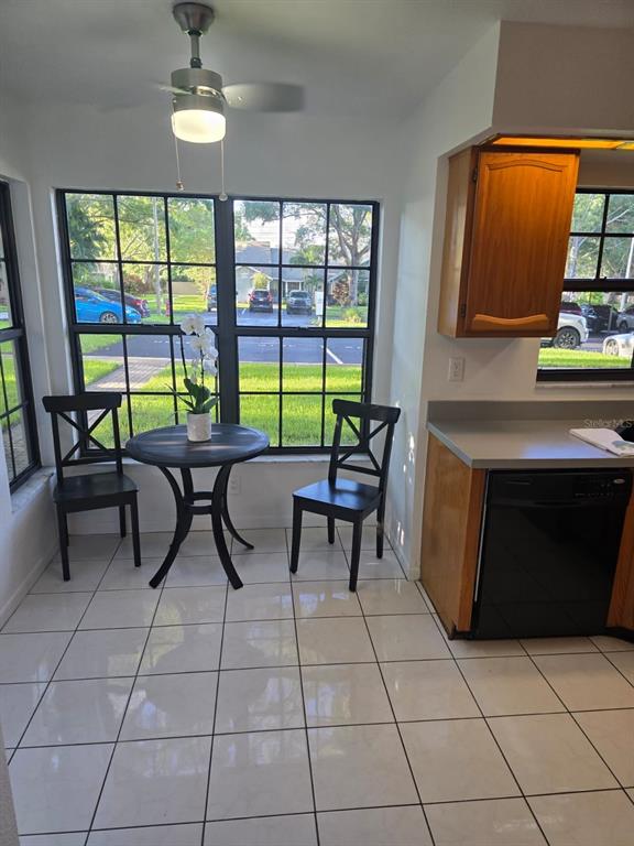 2668 BENTLEY DRIVE, PALM HARBOR, FL — photo 5 of 17