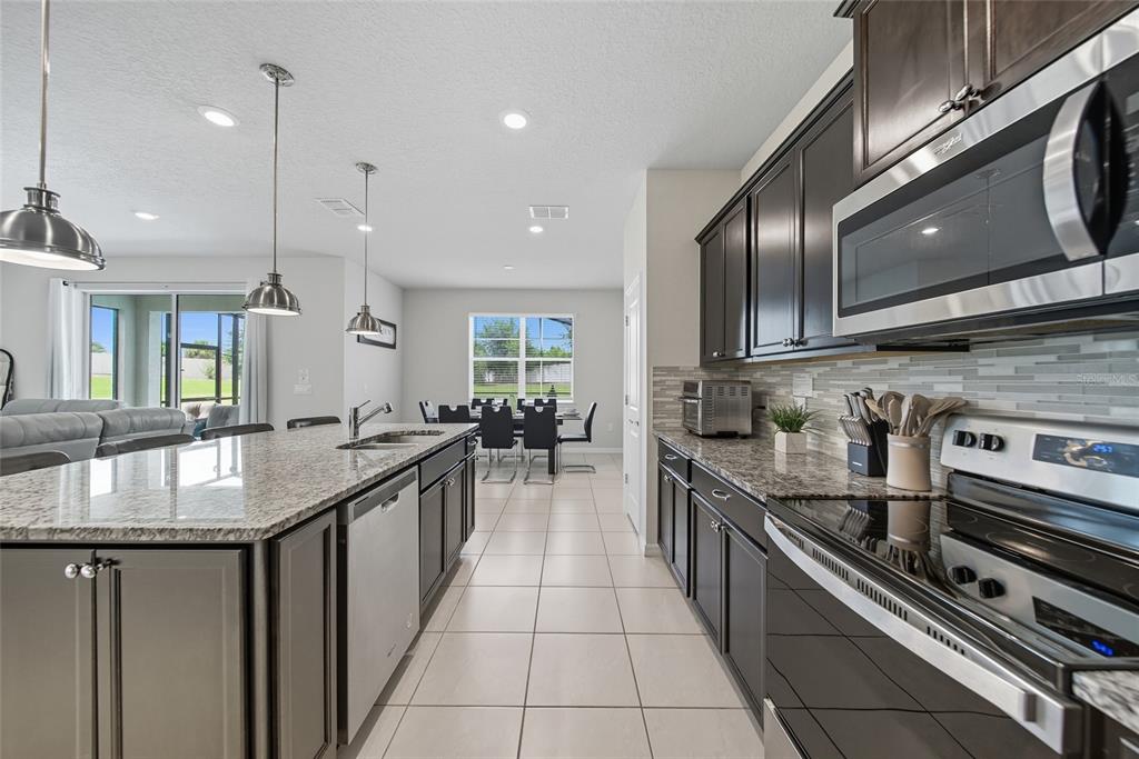 3397 LILAC WAY, DAVENPORT, FL — photo 4 of 30