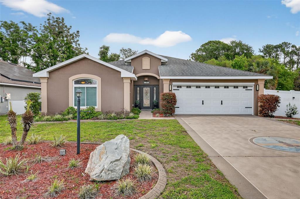 11637 LAKE DRIVE