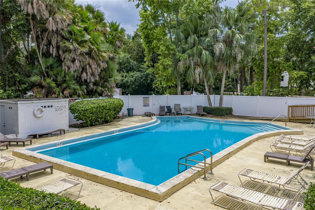 100 EL CAMINO DRIVE UNIT 301, WINTER HAVEN, FL — photo 5 of 35