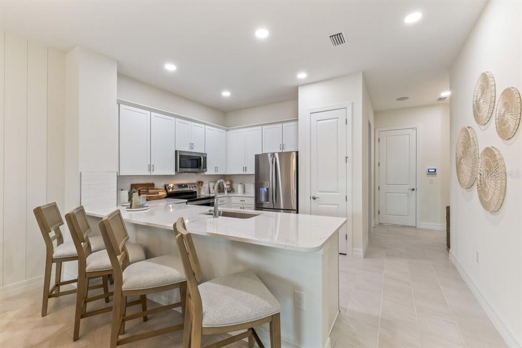 1851 NOTTINGHAM TRAIL, PORT CHARLOTTE, FL — photo 2 of 17