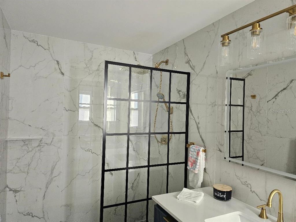 125 110TH AVENUE UNIT 3B, TREASURE ISLAND, FL — photo 3 of 19