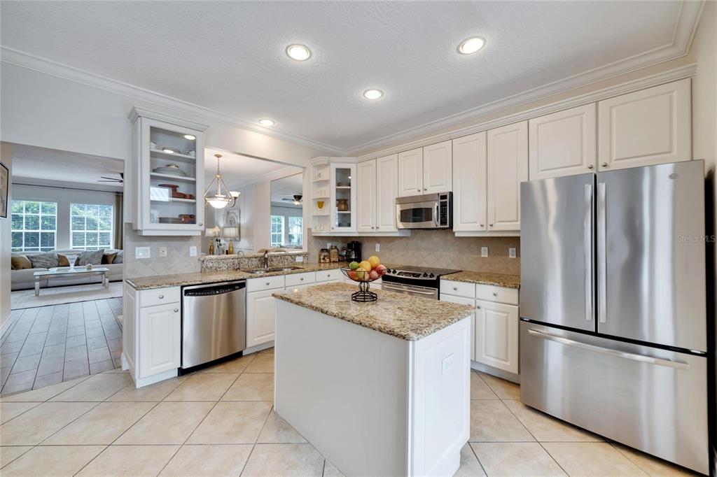 314 IBISVIEW LANE, APOLLO BEACH, FL — photo 3 of 30