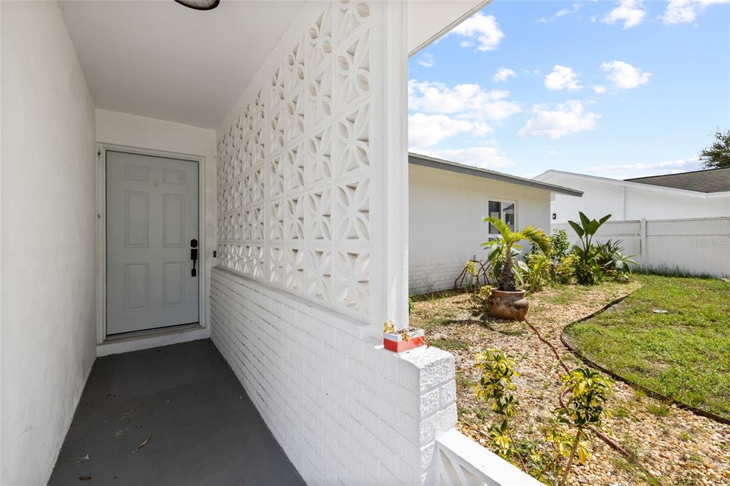 2051 LITTLE NECK ROAD, CLEARWATER, FL — photo 5 of 30