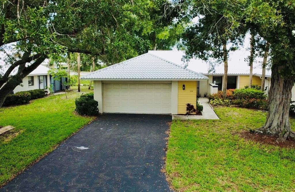 339 PEMBROKE LANE S UNIT 228