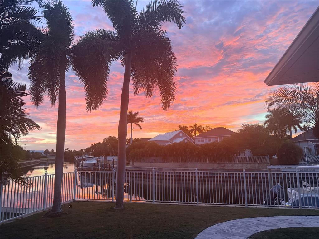421 ISLEBAY DRIVE, APOLLO BEACH, FL — photo 5 of 30