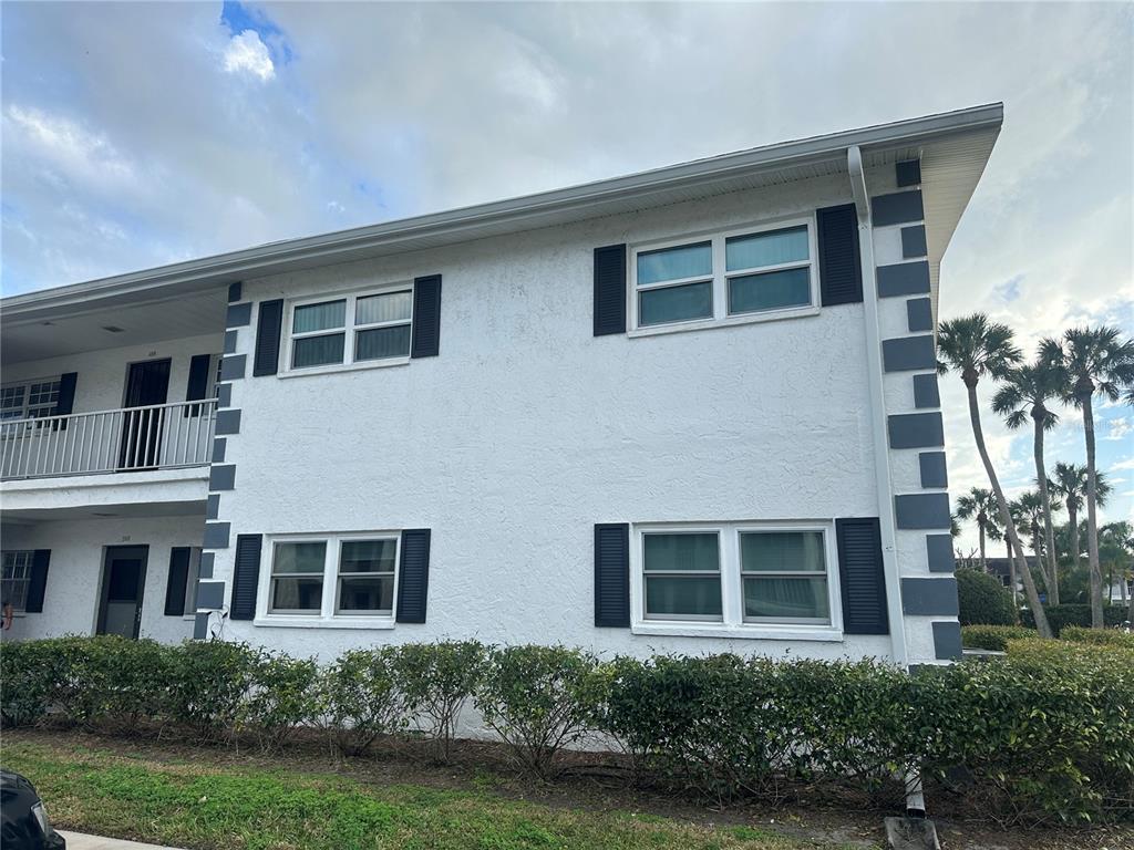 202 46TH AVENUE TERRACE W UNIT 409