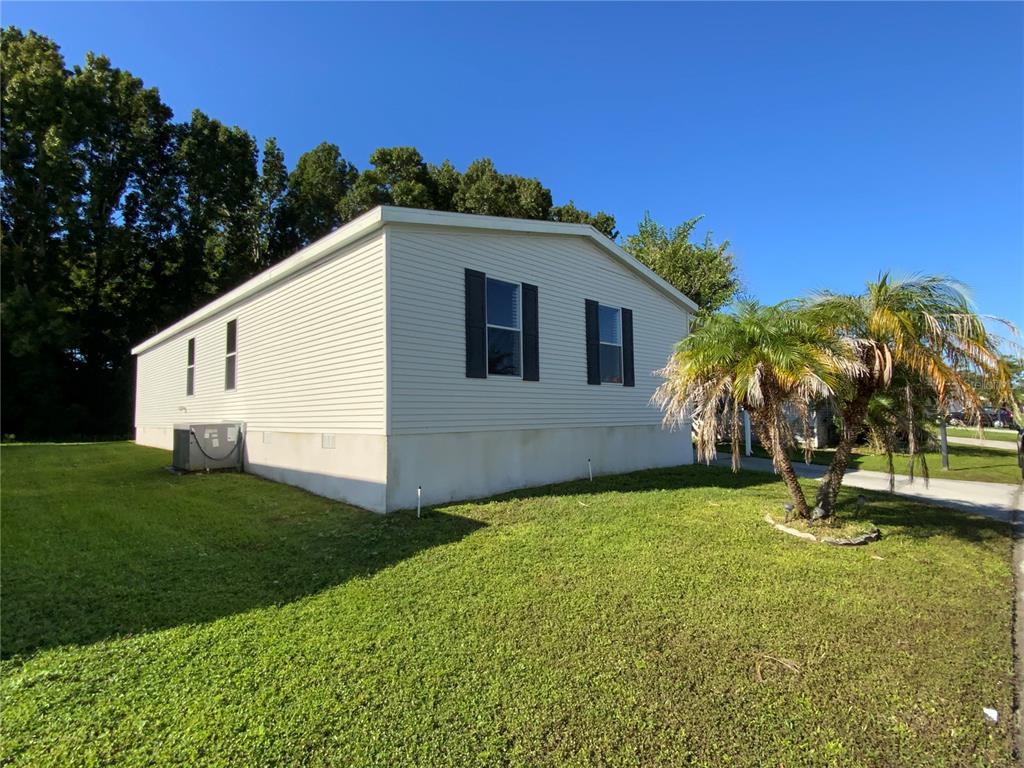 7832 WALKERS CAY AVENUE, ORLANDO, FL — photo 2 of 47