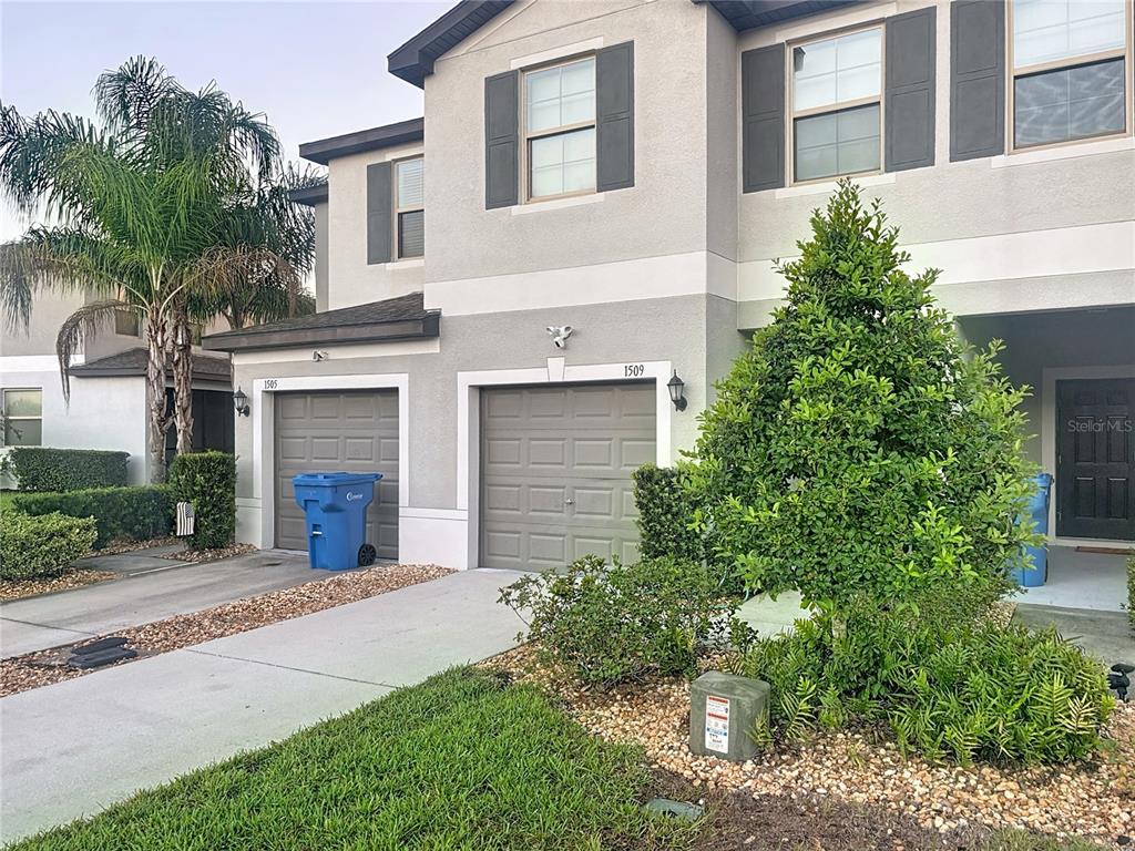 1509 CASSIUS STREET, LUTZ, FL — photo 4 of 30