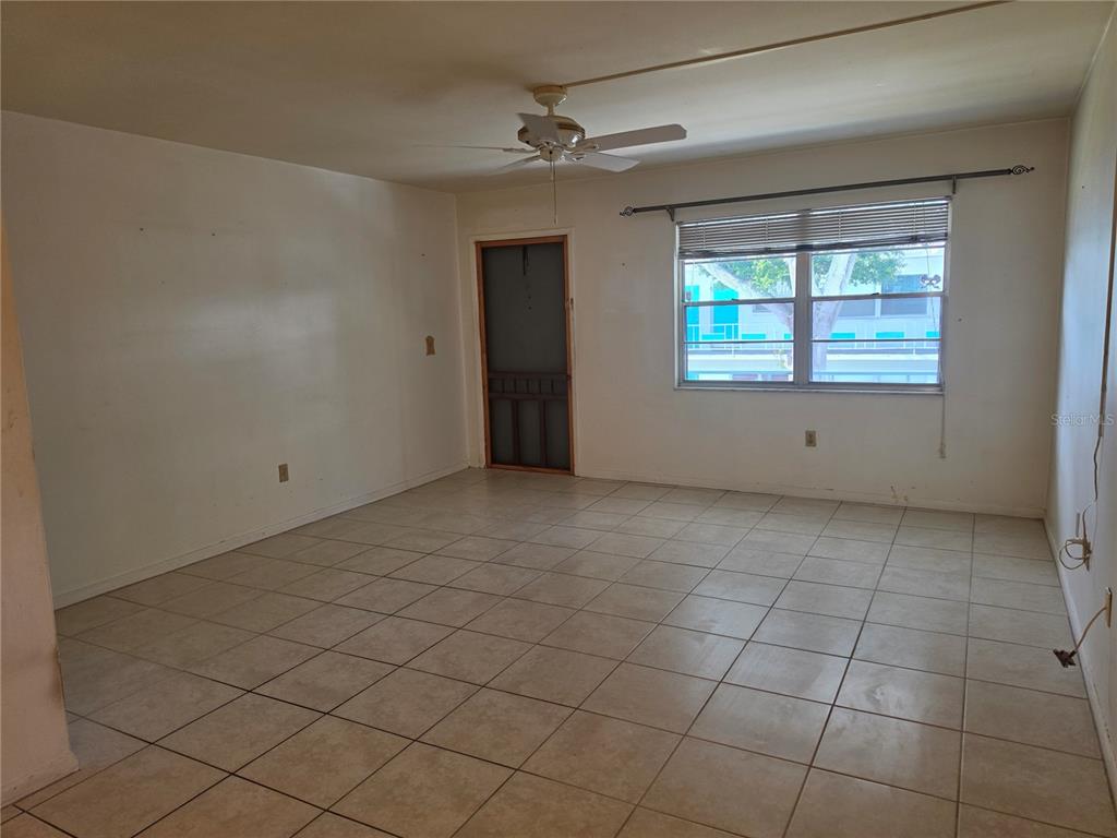 5850 21ST STREET N UNIT 15, ST PETERSBURG, FL — photo 2 of 22