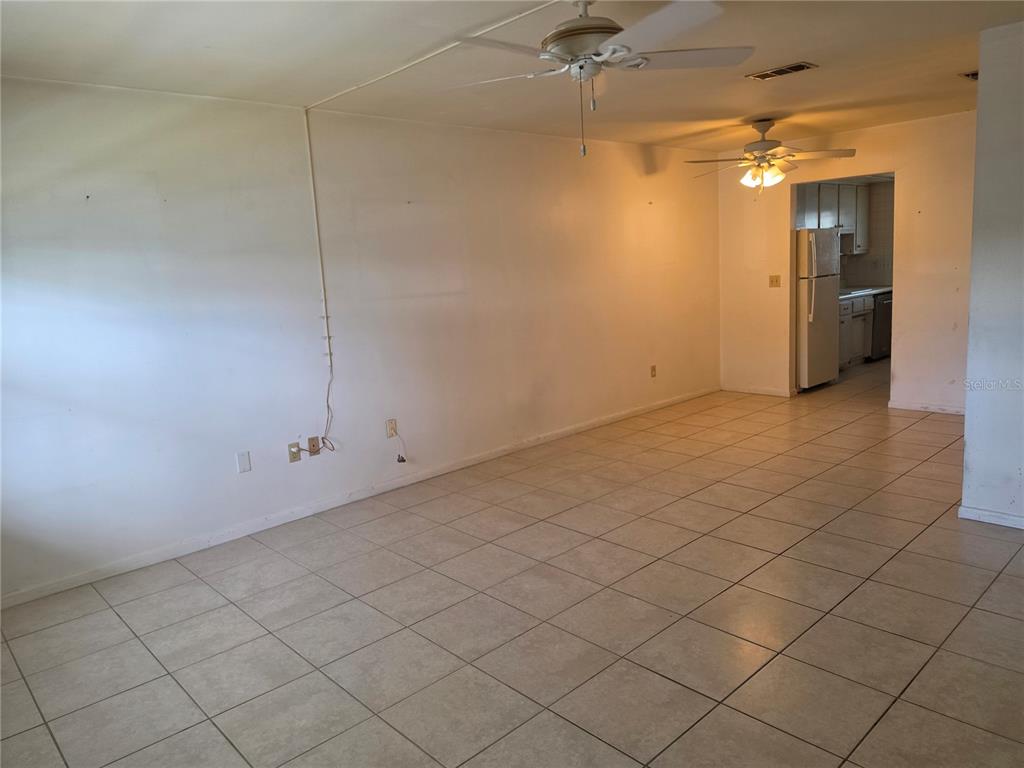 5850 21ST STREET N UNIT 15, ST PETERSBURG, FL — photo 3 of 22