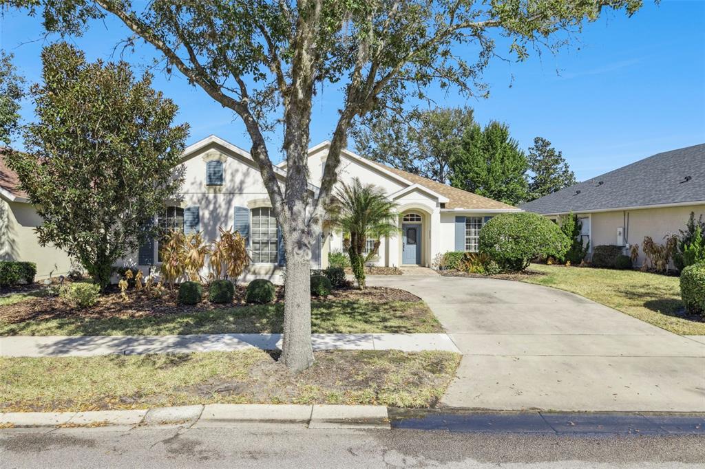 1607 VICTORIA GARDENS DRIVE