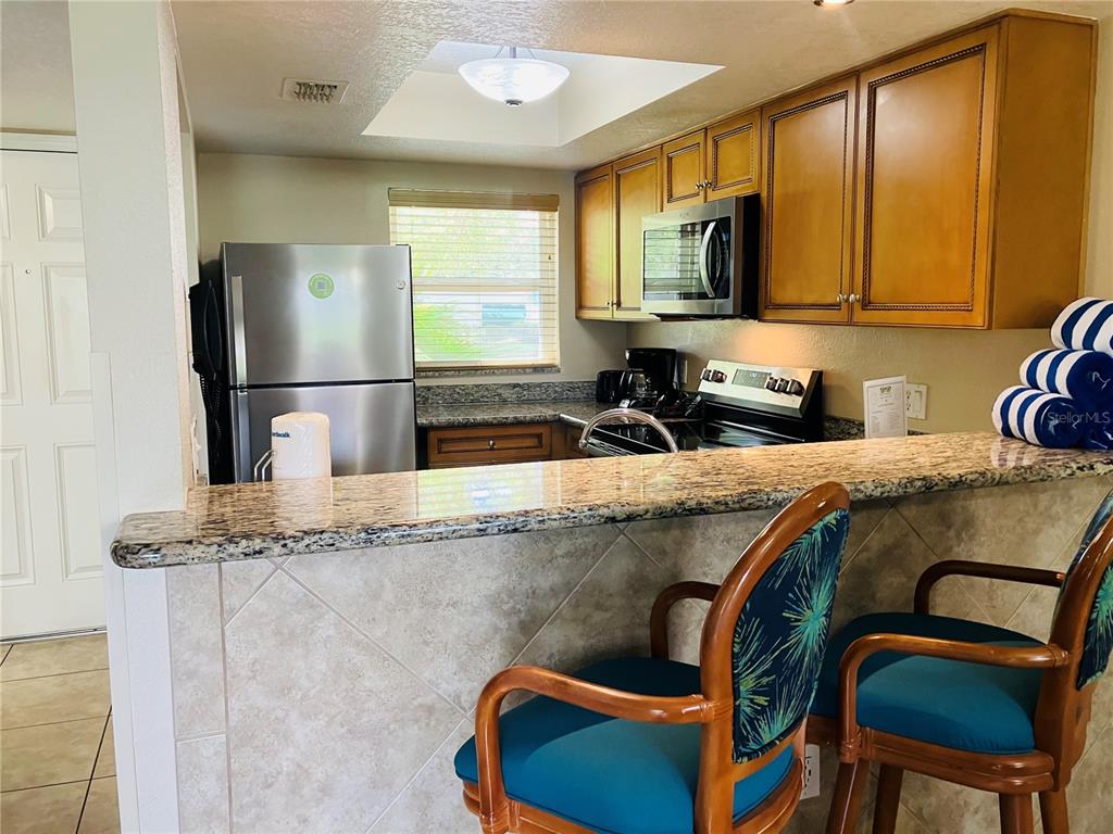 1110 SPACEPORT COURT, KISSIMMEE, FL — photo 4 of 22