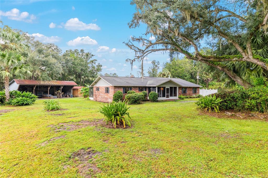 18270 N HIGHWAY 329