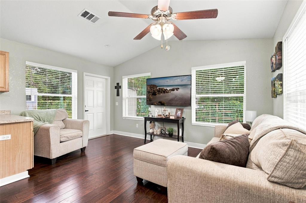 2067 SE 175TH TERRACE, SILVER SPRINGS, FL — photo 2 of 30
