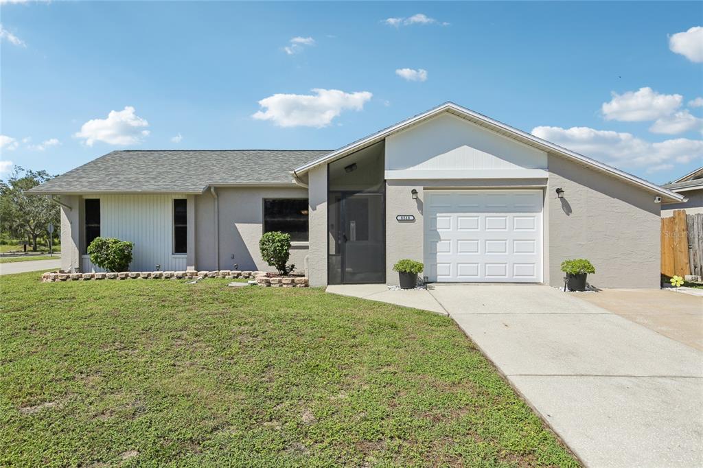 8518 MOULTON