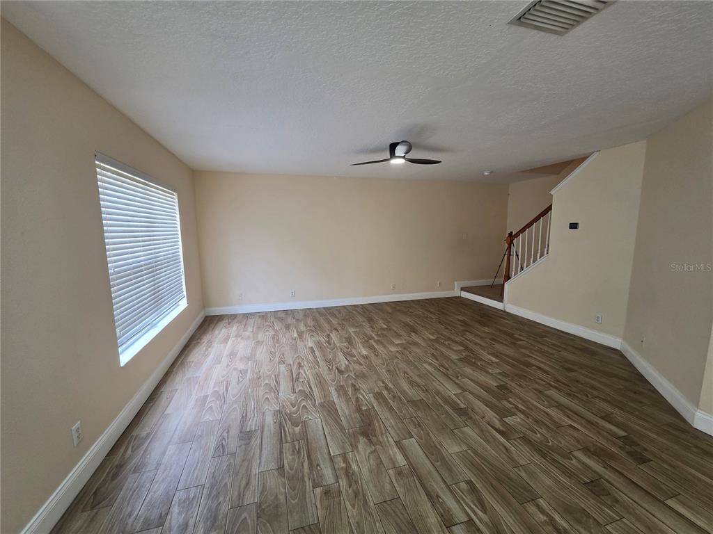 3429 DRAGON VIEW COURT, VALRICO, FL — photo 4 of 24