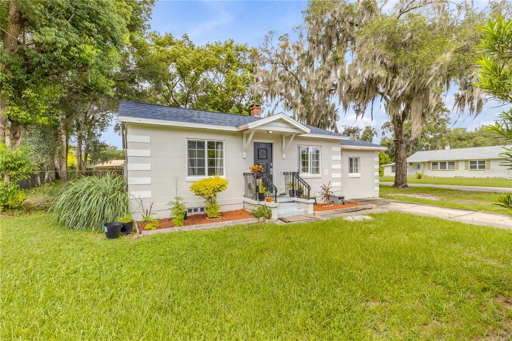 652 N STONE STREET, DELAND, FL — photo 3 of 21