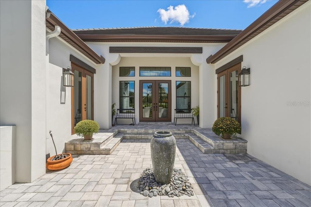 8877 COLONELS COURT, SARASOTA, FL — photo 3 of 30