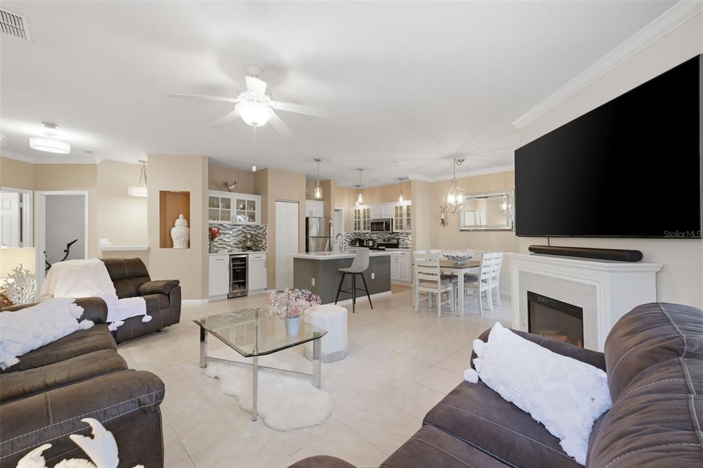 2171 PORTOFINO PLACE UNIT 27-28, PALM HARBOR, FL — photo 5 of 44
