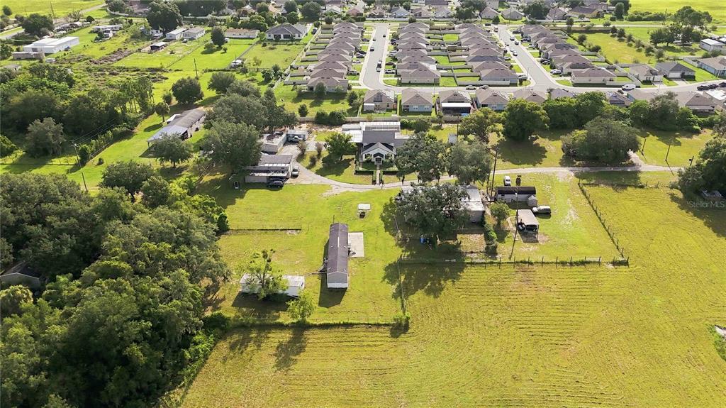 240 1ST STREET, DAVENPORT, FL — photo 5 of 30
