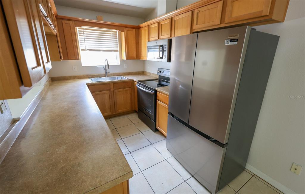 207 12TH AVENUE S, SAFETY HARBOR, FL — photo 4 of 21