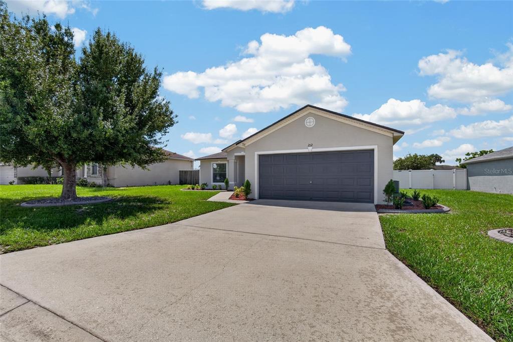 212 MAJESTIC GARDENS LANE, WINTER HAVEN, FL — photo 2 of 30
