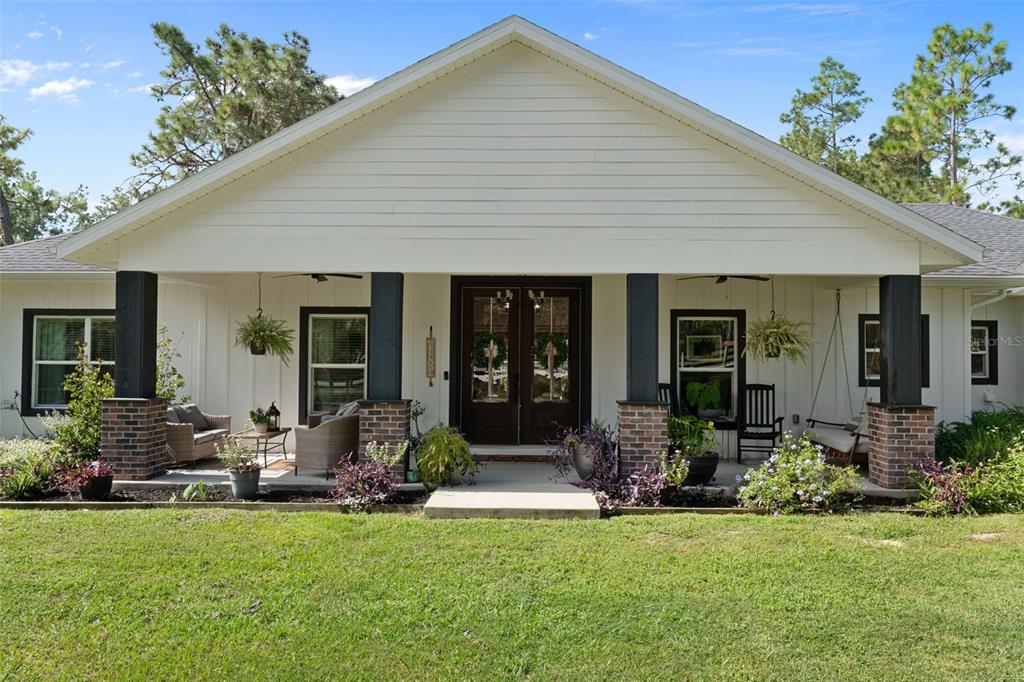 8556 COUNTY ROAD 243, WILDWOOD, FL — photo 4 of 30