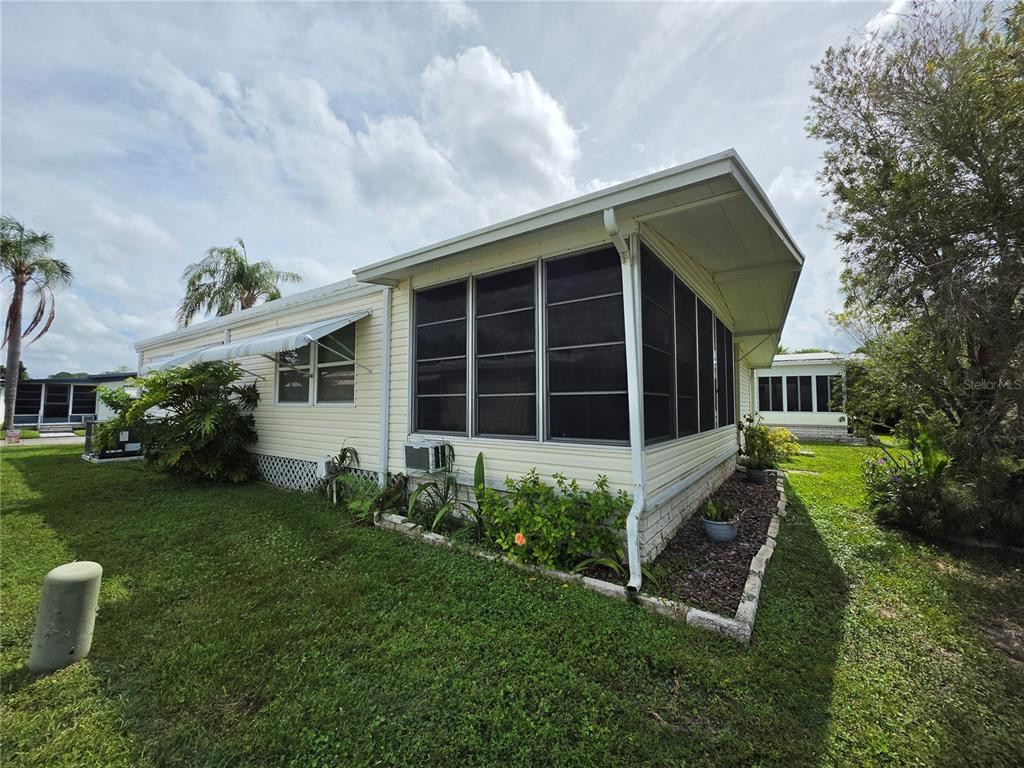 5293 POINCIANA CIRCLE, NEW PORT RICHEY, FL — photo 4 of 30