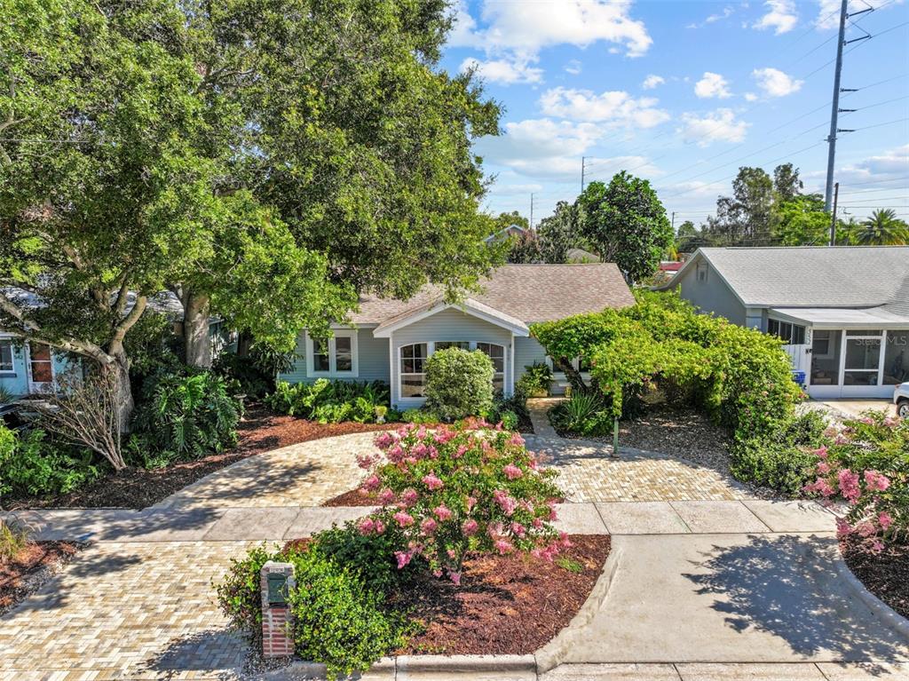 546 ORANGEWOOD DRIVE
