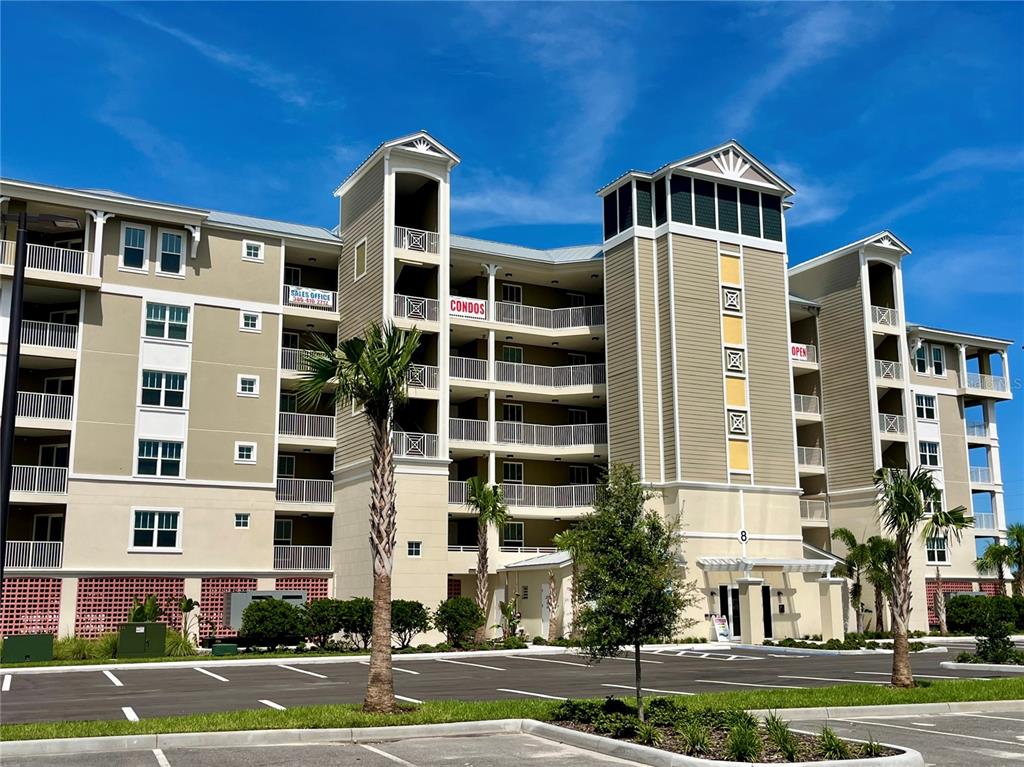 8 RIVERWALK DRIVE UNIT 607