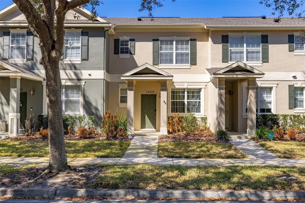 12327 CRUXBURY DRIVE
