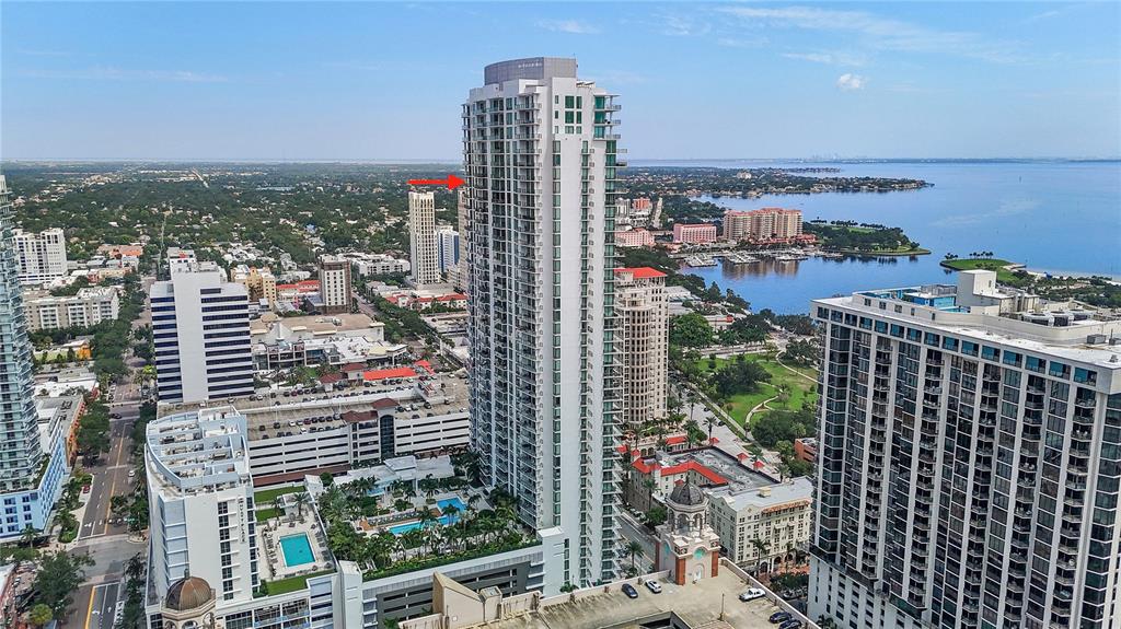 100 1ST AVENUE N UNIT 2106