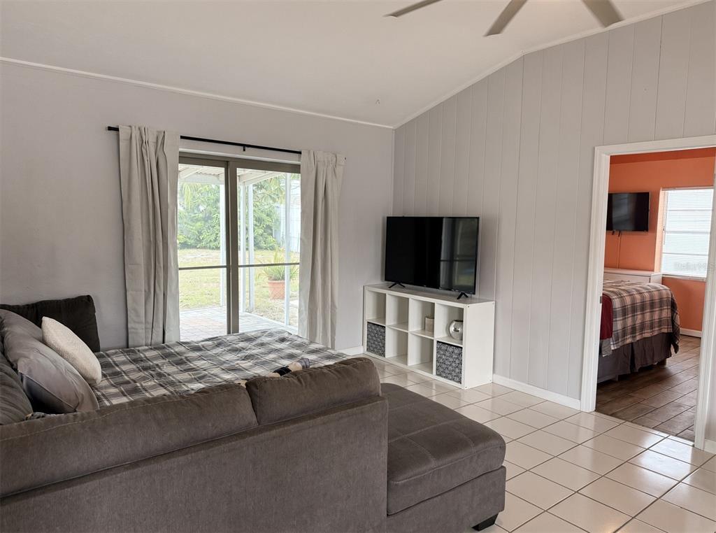 1837 BUCCANEER DRIVE, SARASOTA, FL — photo 5 of 30
