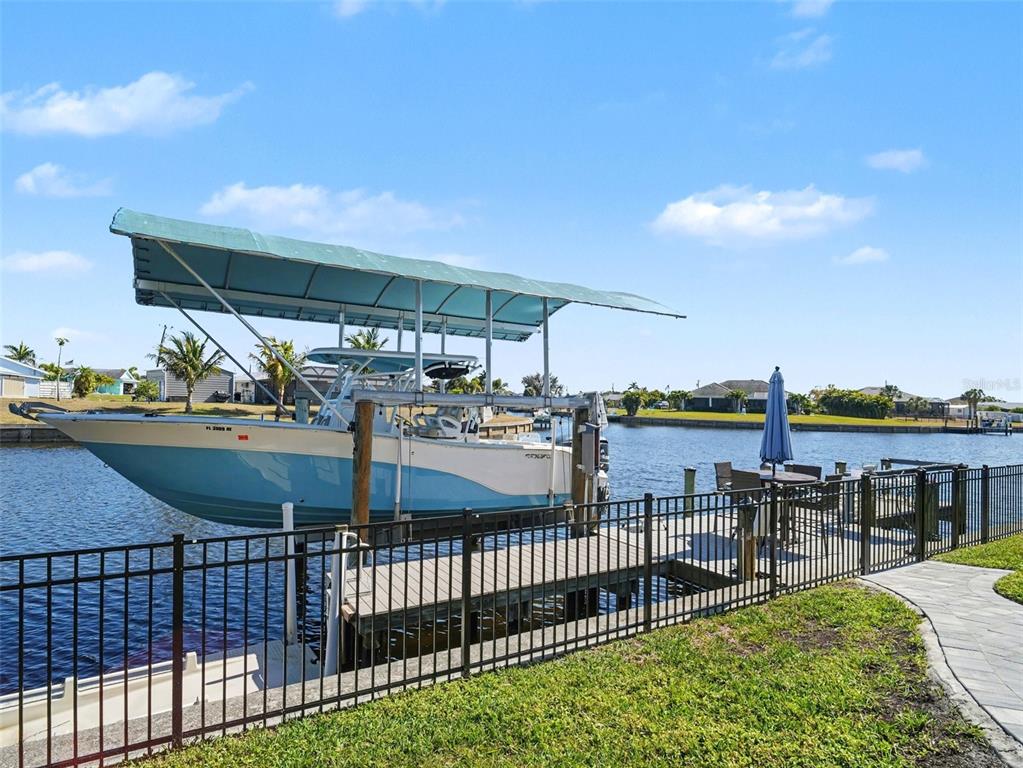 4256 BEACH VIEW COURT, PORT CHARLOTTE, FL — photo 3 of 30