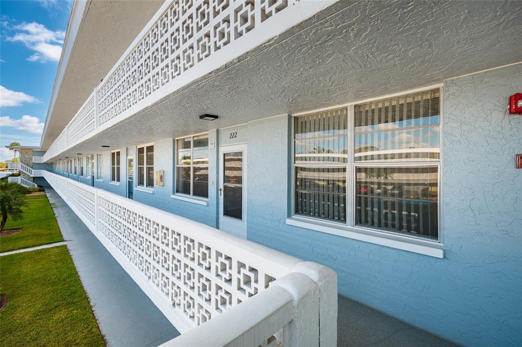 4715 BAY STREET NE UNIT 222